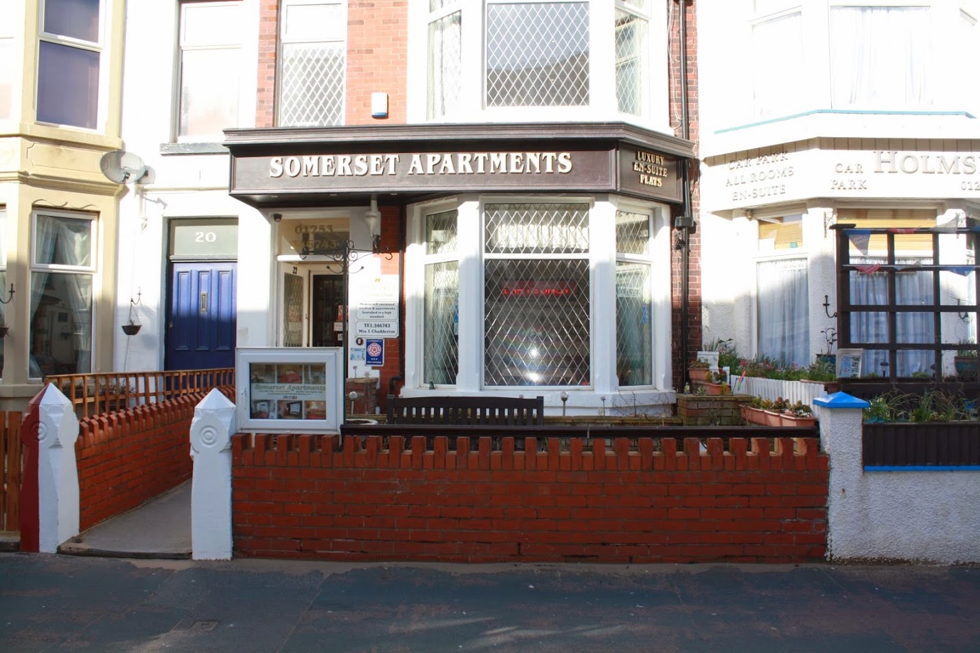 IMG_2449 Somerset Apartments